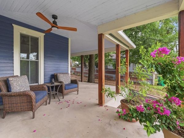 415 S Rice Street, Hamilton, TX 76531