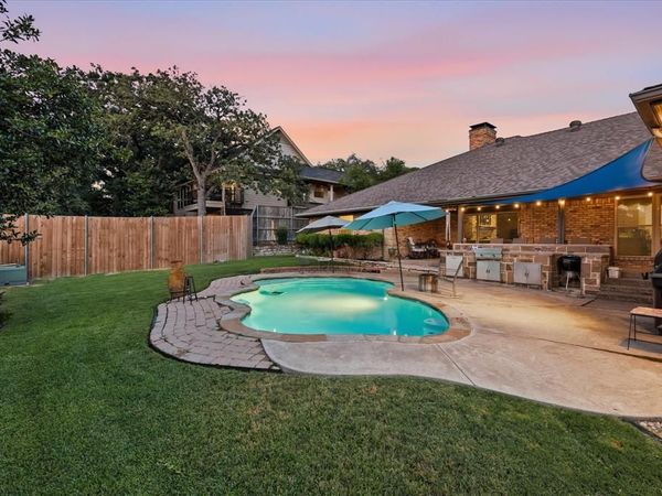 6007 Forestcreek Court, Arlington, TX 76016