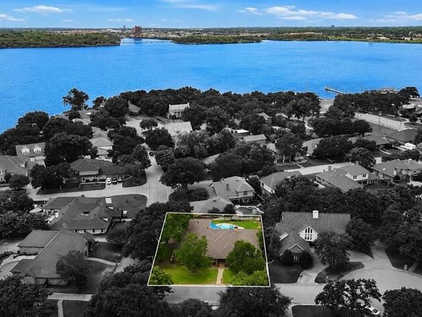 6007 Forestcreek Court, Arlington, TX 76016