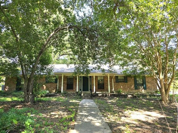 4221 Pine Wood Trail, Larue, TX 75770