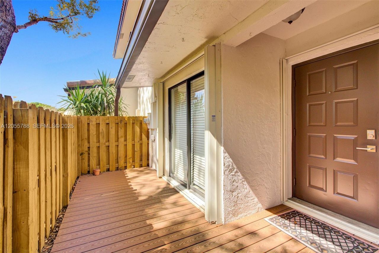 12471 NW 3 St , Unit D2, Plantation, FL 33325 Photo