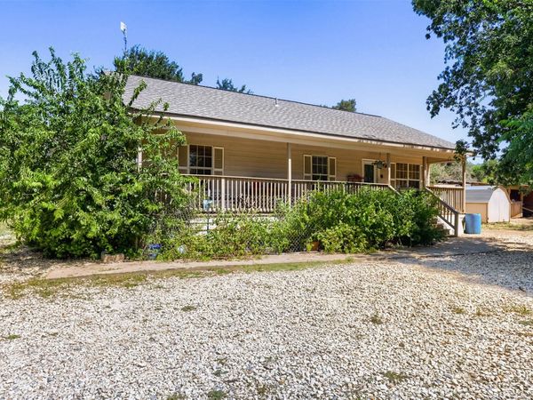 5401 County Road 200 , Liberty Hill, TX 78642