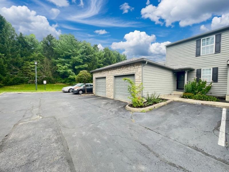 4052 Meadowick Drive, Unit 89B, Columbus, OH 43230 Photo 4