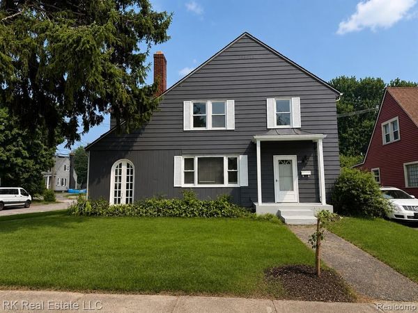890 Spence Street, Pontiac, MI 48340