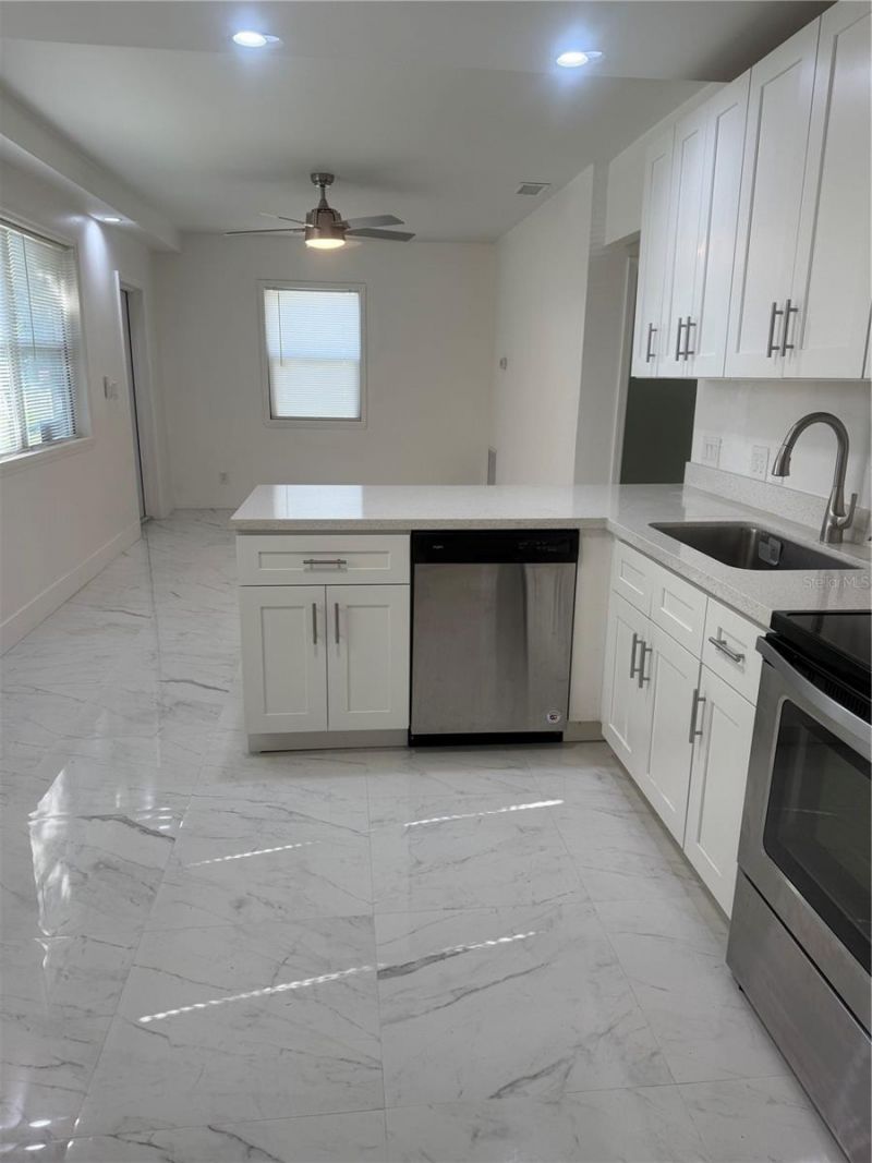 305 Ann Street, Edgewater, FL 32132 Photo