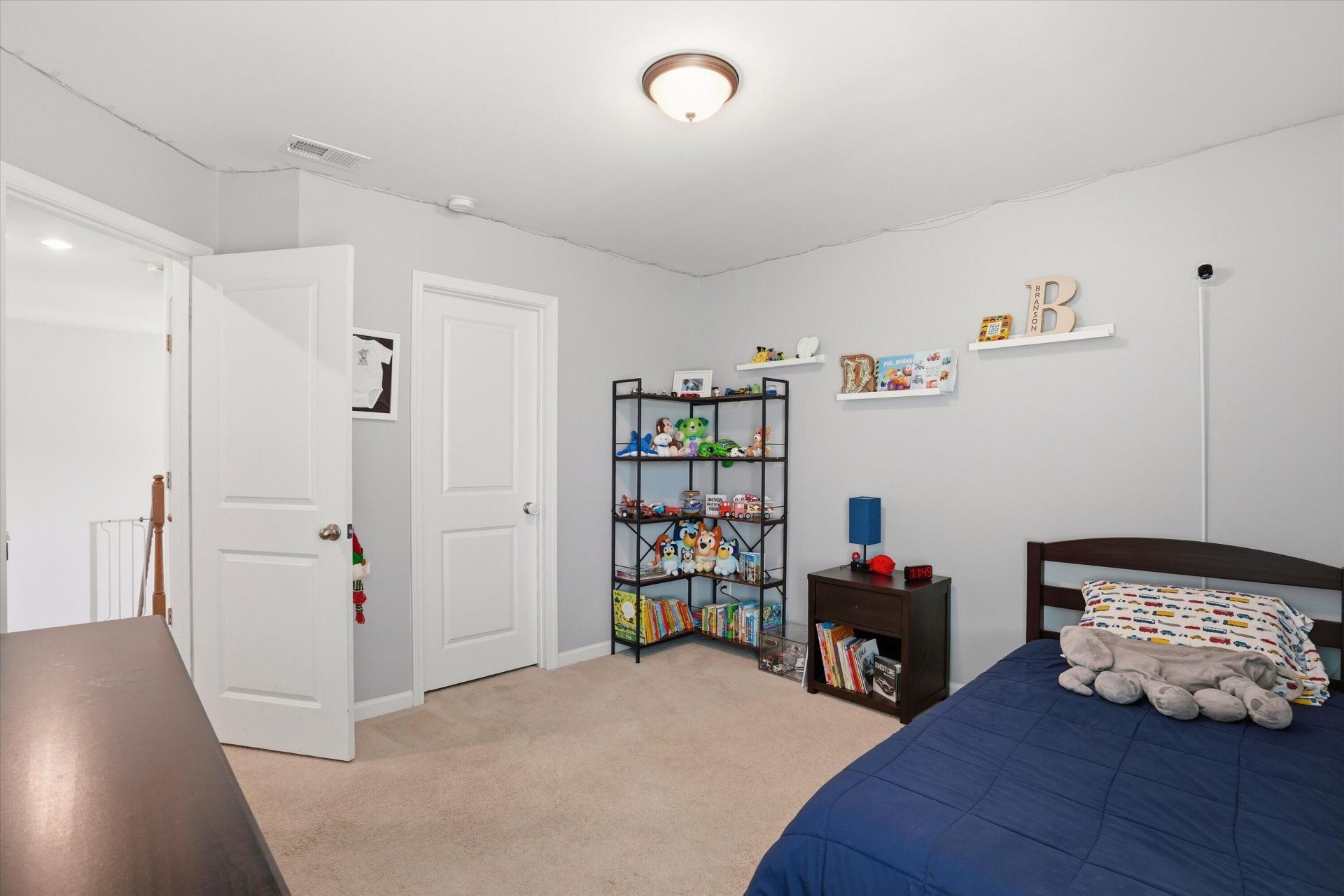 805 Redbud Lane Photo 10