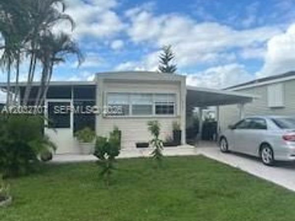 8721 SW 22nd Ct , Davie, FL 33324