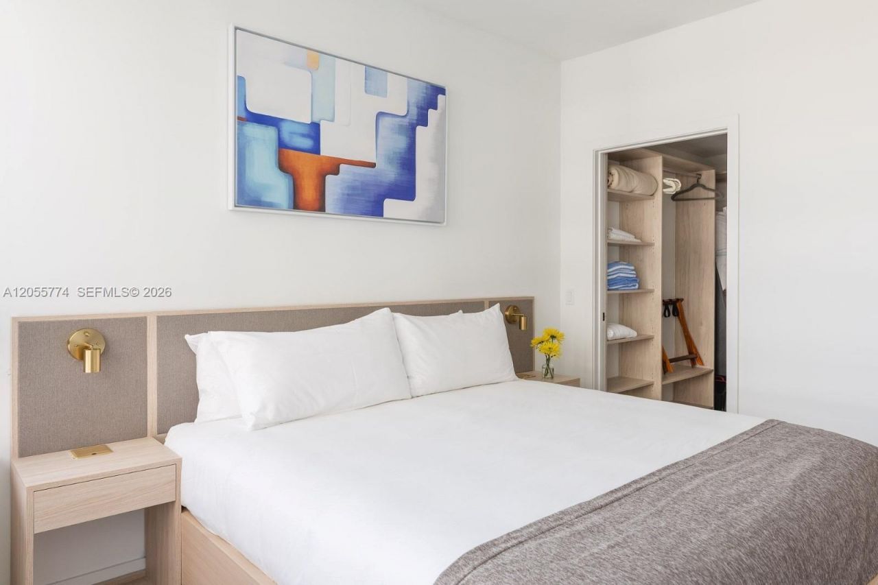 225 N Miami Ave , Unit 2304, Miami, FL 33128 Photo
