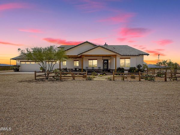 998 W Cholla Trail, Tombstone, AZ 85638