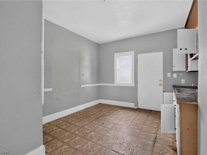 3527 E 140th Street, Cleveland, OH 44120 Photo 12