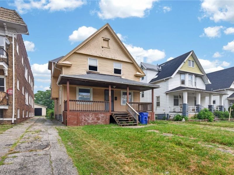 3527 E 140th Street, Cleveland, OH 44120 Photo 3