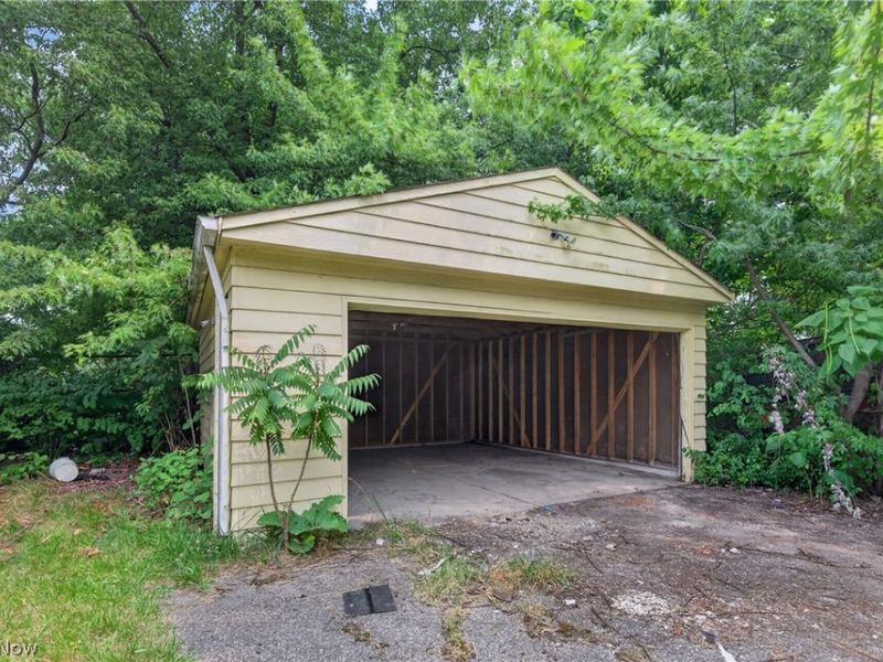 3527 E 140th Street, Cleveland, OH 44120 Photo 4