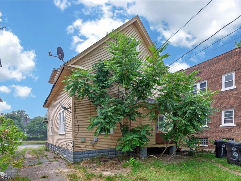 3527 E 140th Street, Cleveland, OH 44120 Photo 5