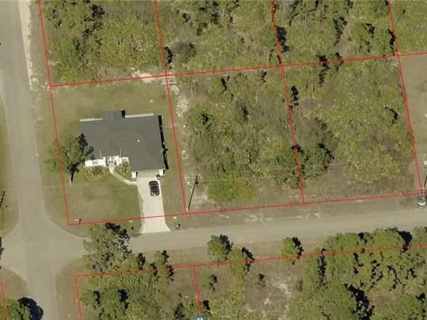 2716 18th ST W, LEHIGH ACRES, FL 33971