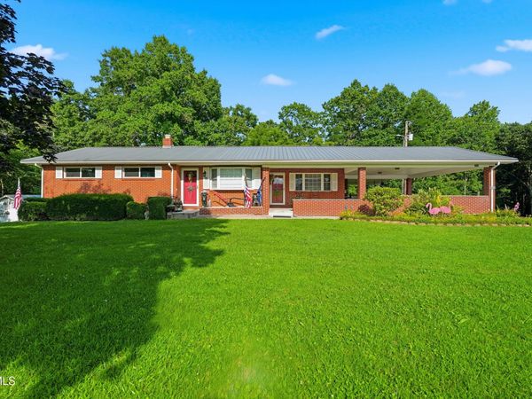 3626 Dungannon Road, Coeburn, VA 24230