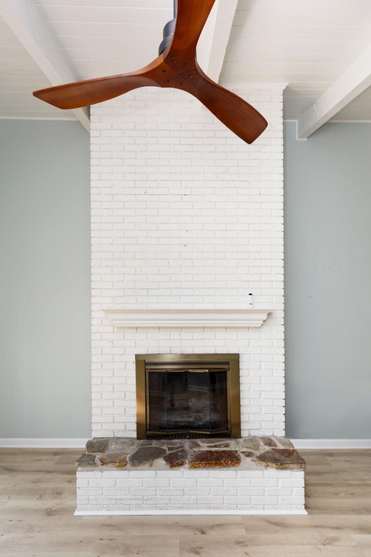 101 Ventura Place Photo 13
