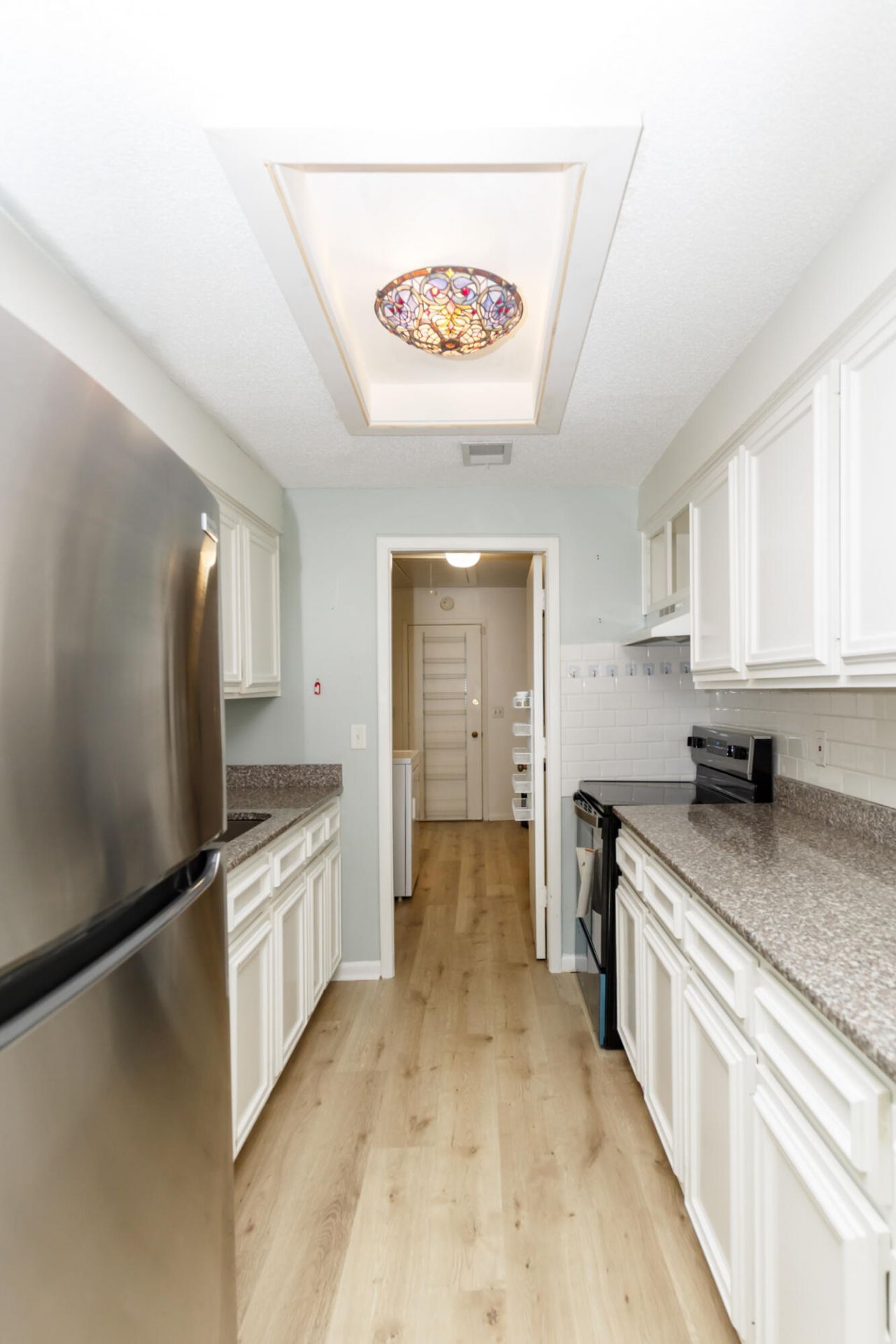 101 Ventura Place Photo 17