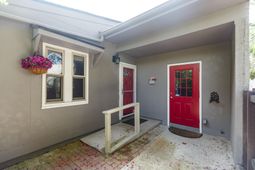 101 Ventura Place photo 4