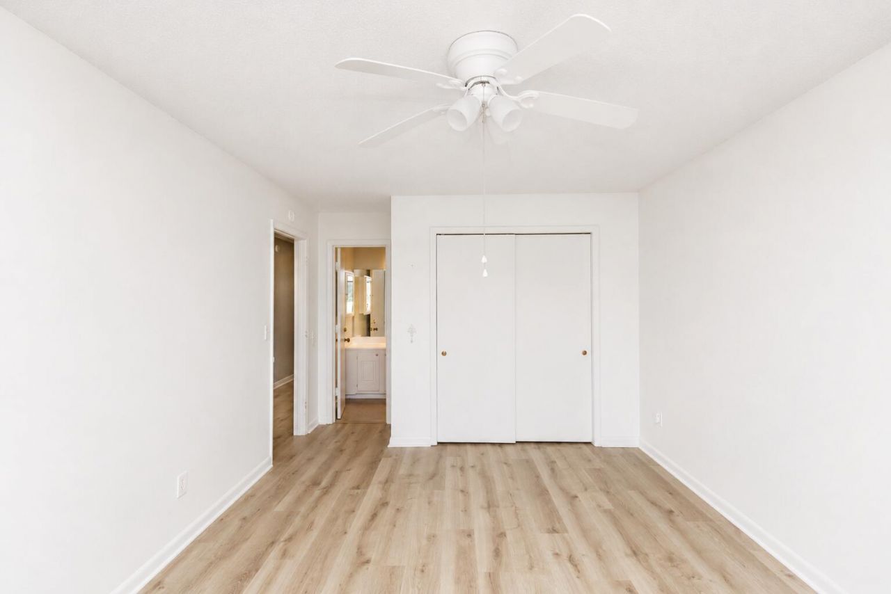101 Ventura Place Photo 25