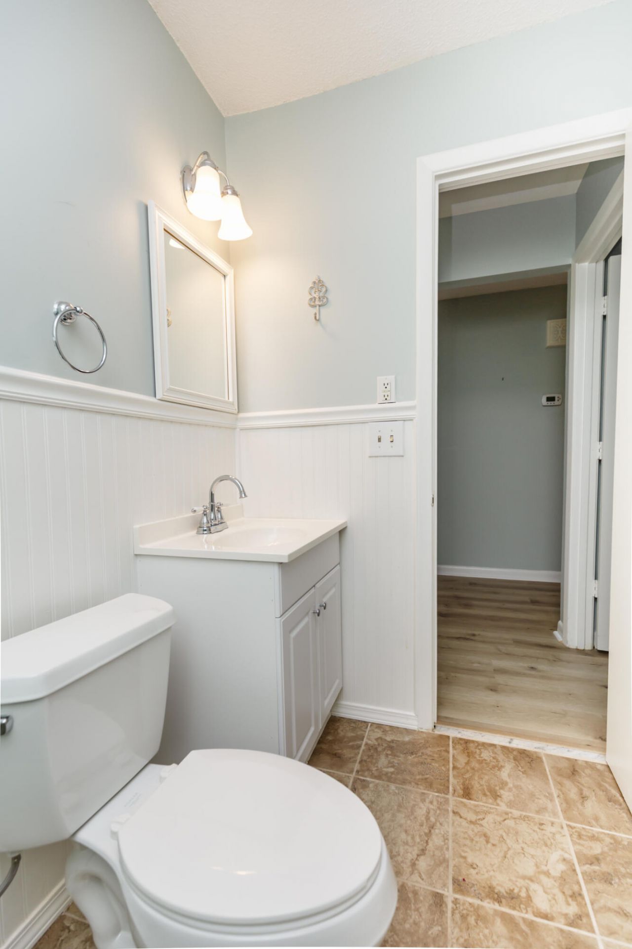 101 Ventura Place Photo 30