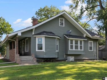 1512 S 33rd Street, Lincoln, NE 68506