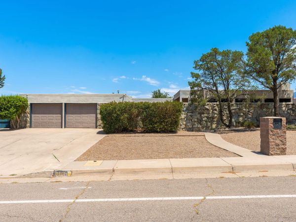 8901 Osuna Road NE, Albuquerque, NM 87111