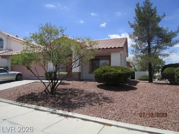 2345 Queen Bee Court, Las Vegas, NV 89134