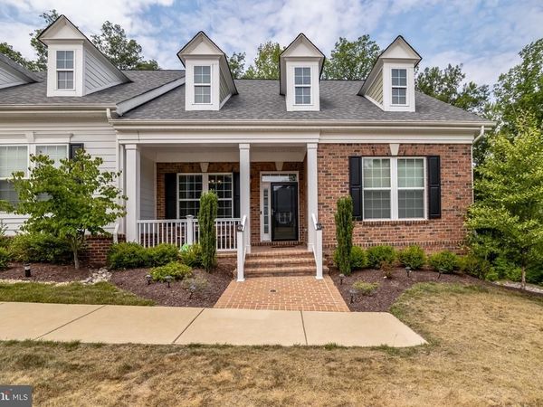 392 BUCKEYE CIRCLE , LA PLATA, MD 20646