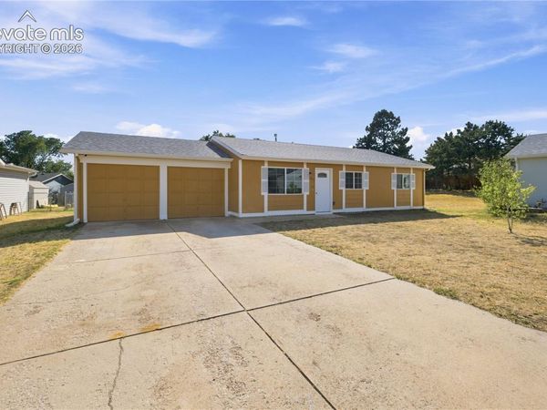 7010 Shoshone Way, Colorado Springs, CO 80915