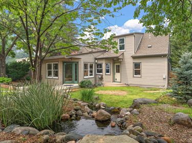 1017 Thomas Avenue S, Minneapolis, MN 55405