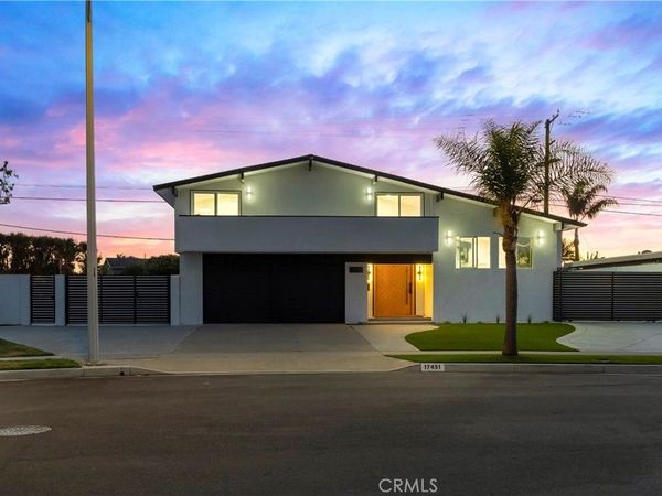 17451 Avalon , Huntington Beach, CA 92647