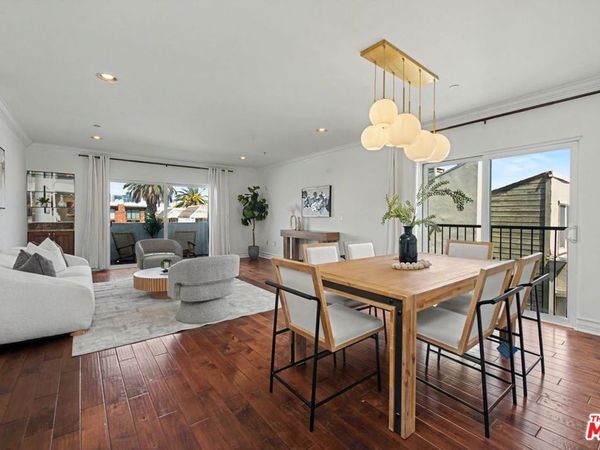 1878 Greenfield Avenue , Unit PH5, Los Angeles, CA 90025