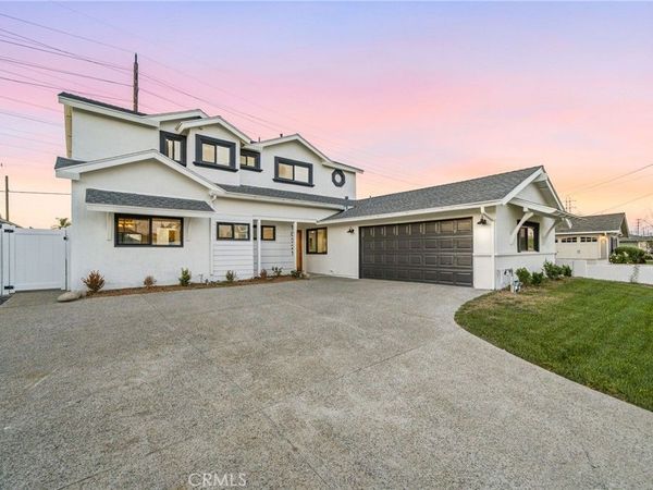 10321 Kamuela Drive, Huntington Beach, CA 92646