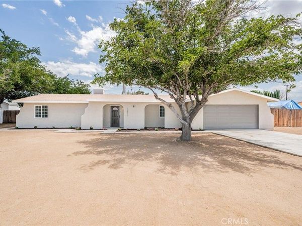 13913 Cronese Road, Apple Valley, CA 92307