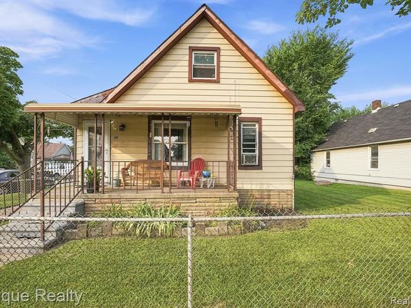 75 E Cicotte Street, River Rouge, MI 48218