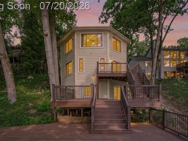 8516 Thendara Boulevard, Independence Twp, MI 48348