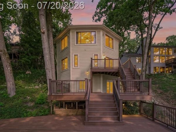 8516 Thendara Boulevard, Independence Twp, MI 48348
