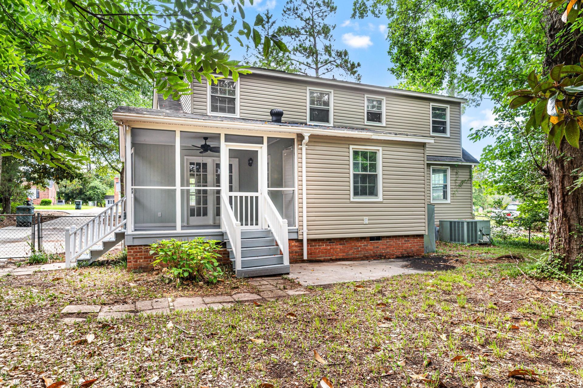 2858 Riley Street Photo 30