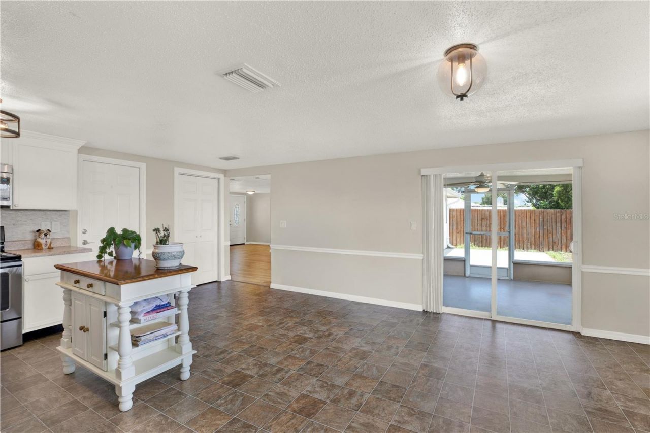5642 Dove Drive , New Port Richey, FL 34652 Photo