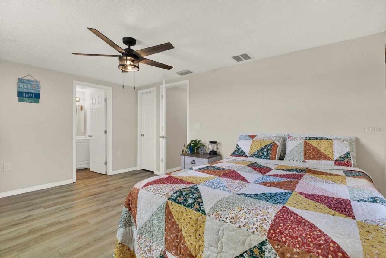 5642 Dove Drive , New Port Richey, FL 34652 Photo