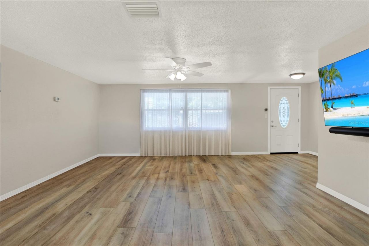 5642 Dove Drive , New Port Richey, FL 34652 Photo