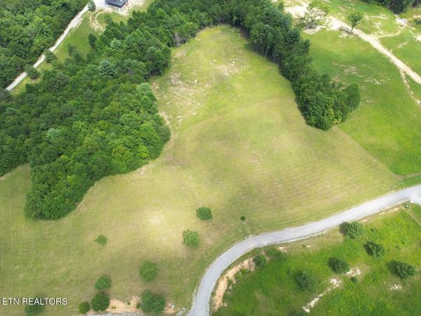 583 Vista View Pkwy, Jamestown, TN 38556