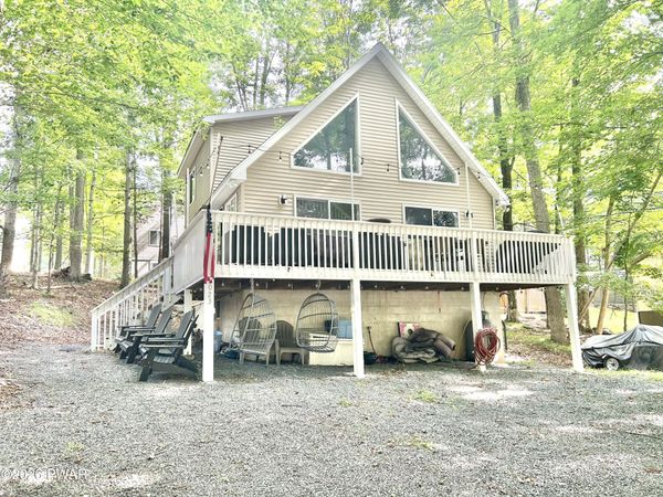 1023 Oak Terrace, Lake Ariel, PA 18436
