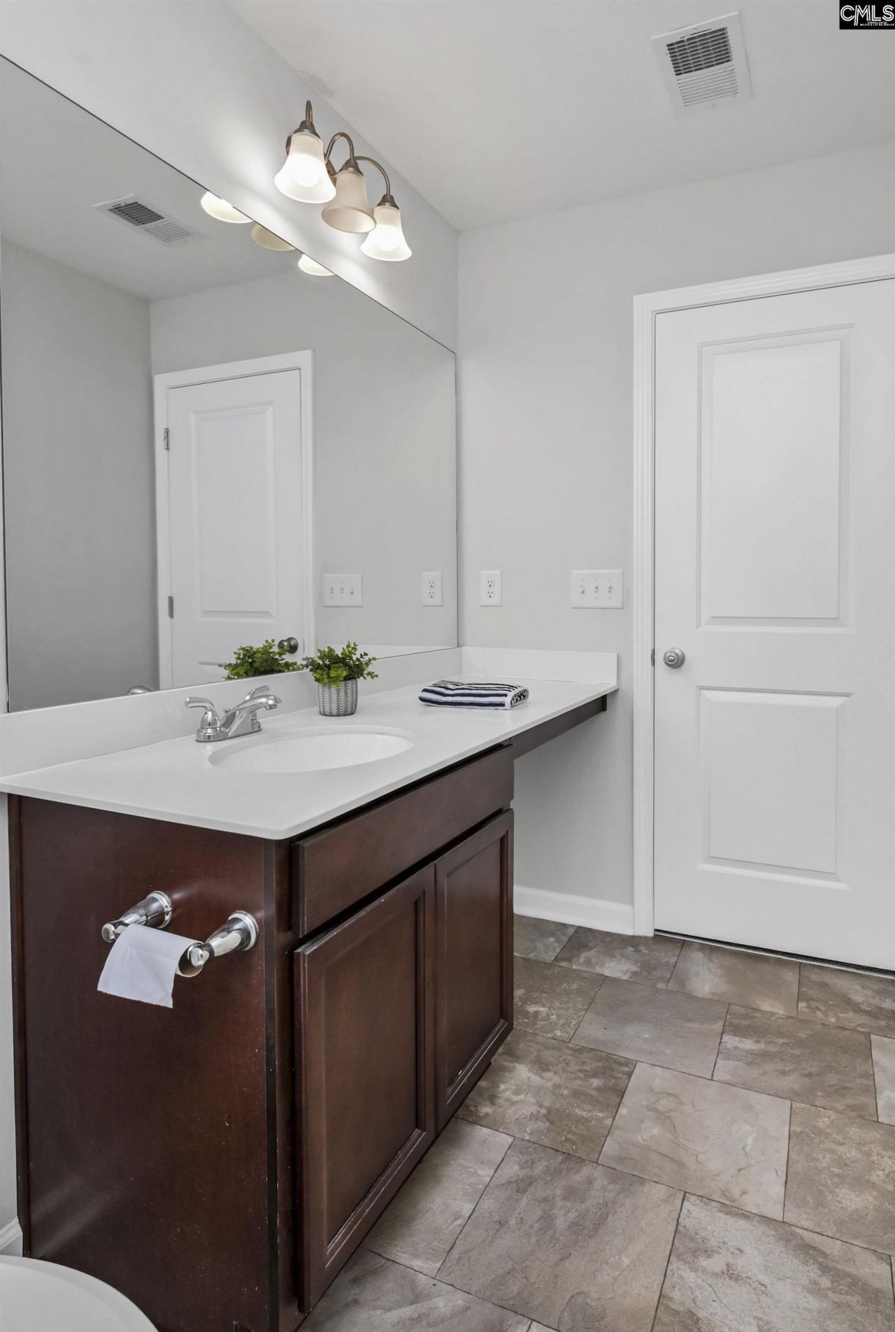 1033 Matchingham Drive  Photo 23