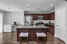 1033 Matchingham Drive  photo 4