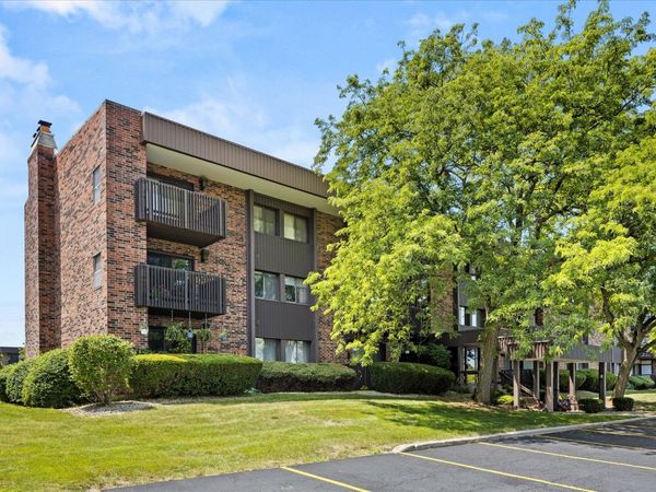 1504 Woodbridge Road , Unit 3B, Joliet, IL 60436
