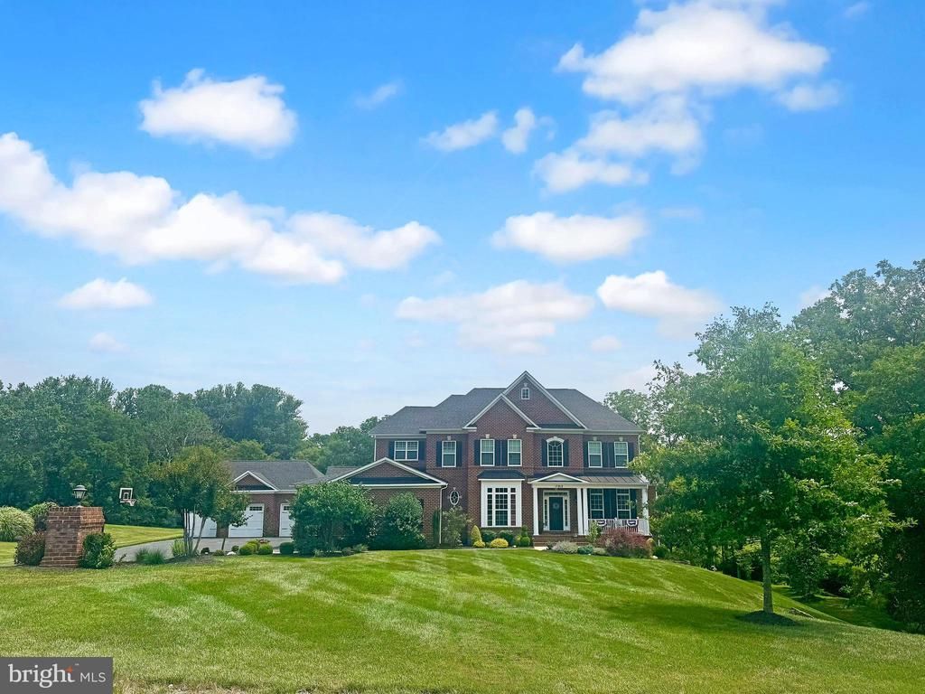 17912 Running Colt Place, Leesburg, VA 20175 Main Photo
