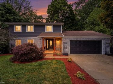 7909 Lake O Springs Avenue NW, North Canton, OH 44720