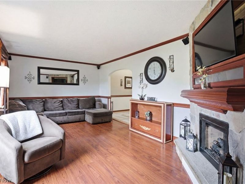 7909 Lake O Springs Avenue NW, North Canton, OH 44720 Photo 12
