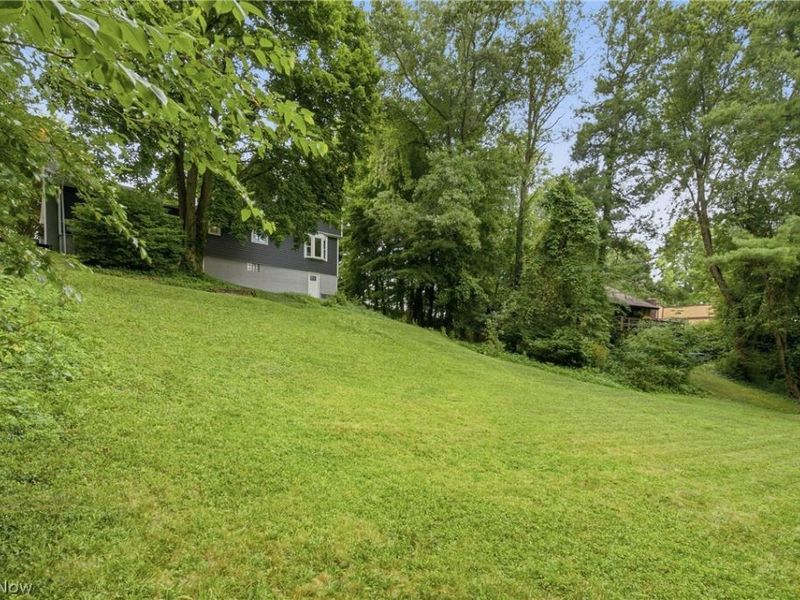 7909 Lake O Springs Avenue NW, North Canton, OH 44720 Photo 50